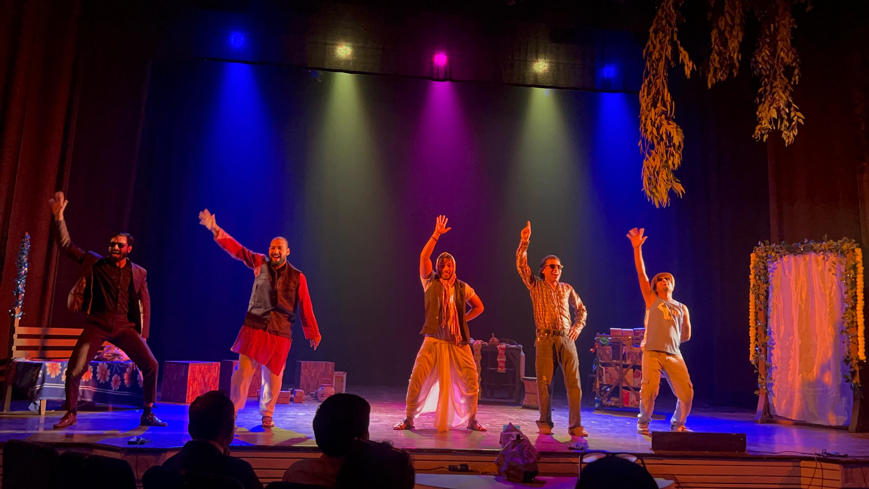 Contemporary stage production